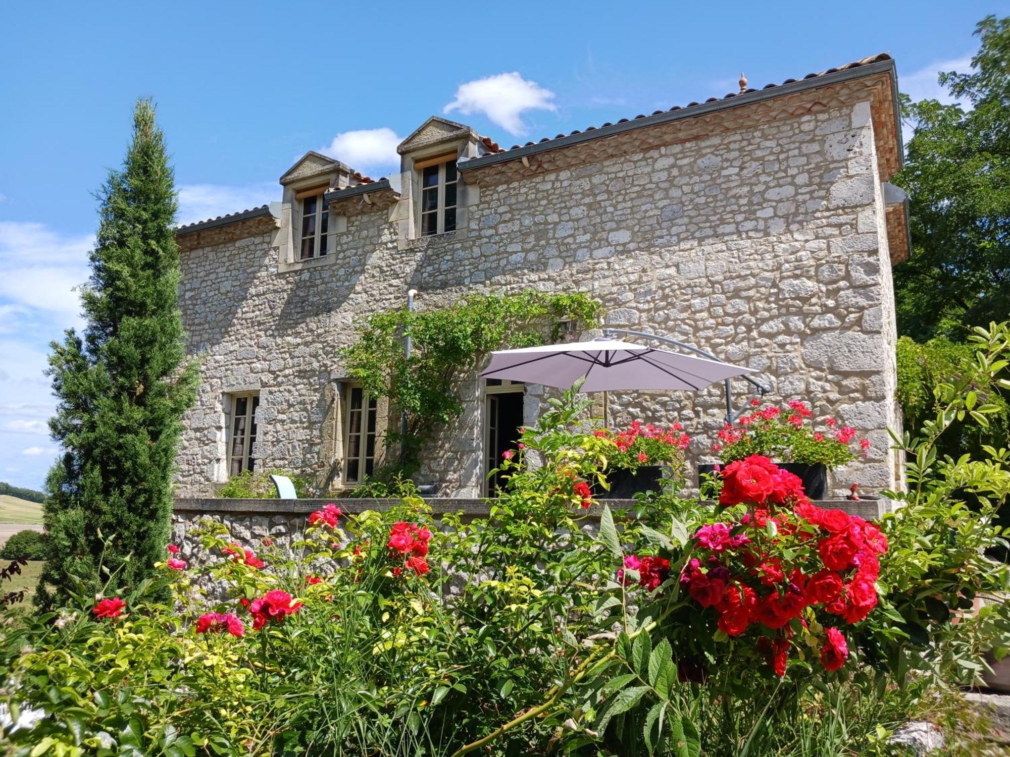 La Maison Forte Bed & Breakfast Montaut  Exterior photo